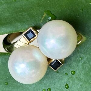 14k yellow gold 7.50mm Mikimoto Sapphire Twin Pearl Bypass ring size 6.25